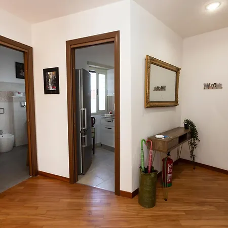 Marisa Lovely House Apartment